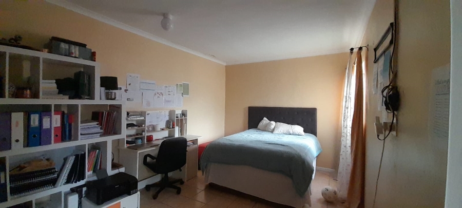 5 Bedroom Property for Sale in Onverwacht Western Cape